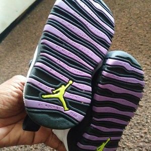Toddler jordans 23